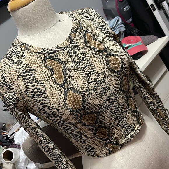 Leopard Shirt - Picture 2 of 2